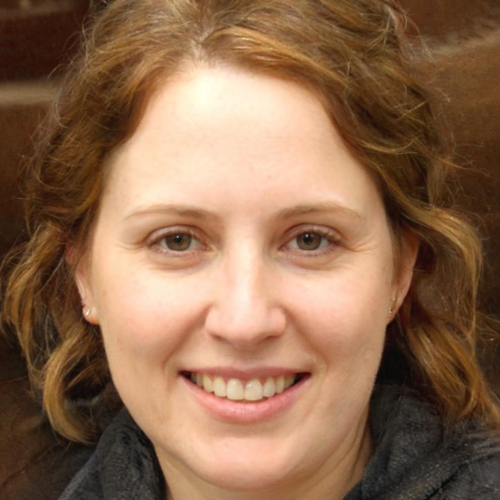 Lena Baumann, Leiterin Produktentwicklung bei ophirolanvox